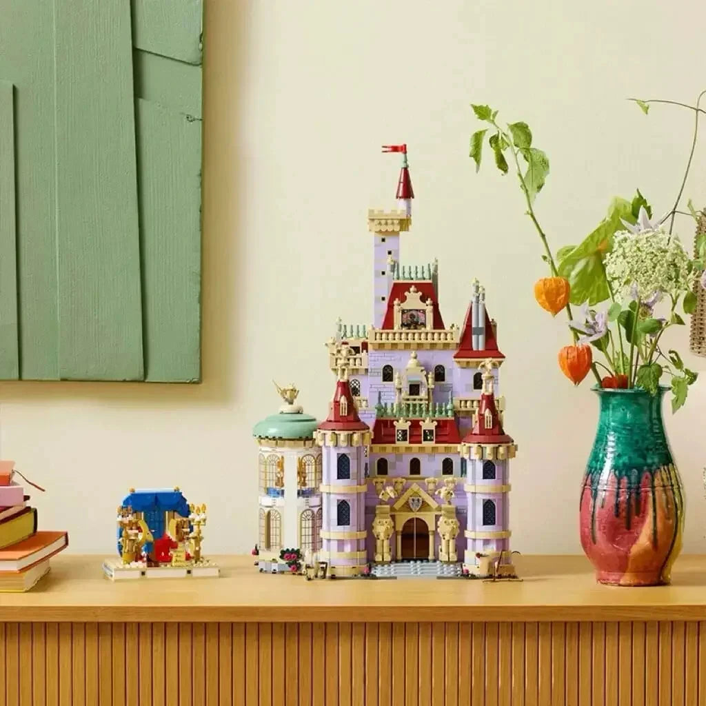 2025 new princess castle romantic toy model monster MOC brick model children's educational building blocks birthday gifts adult