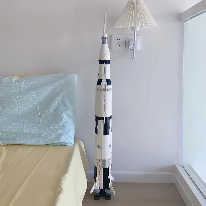 Cretive MOC Apollo Saturn V Building Blocks  Model Space Rocket Assembly Bricks Toys Birthday Christmas Gifts For Kid Boy Adult
