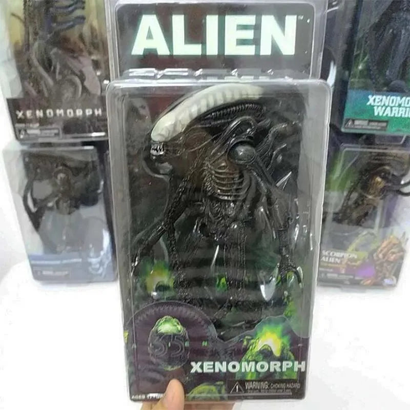 NECA Figure Alien Xenomorph Warrior Action Figure Aliens vs Predator AVP Series Collectible Model Toys Joint Movabel Doll Gift