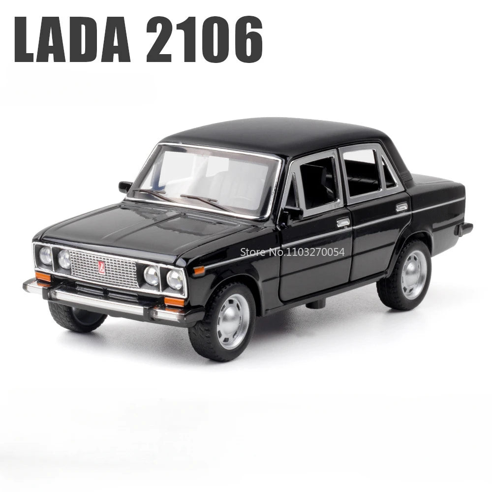 1/24 LADA 2106 Diecast Alloy Car Model Toy Metal Body Door Can Opened Toy Car Pull Back Sound Light Rubber Tire Vehicle Boy Gift