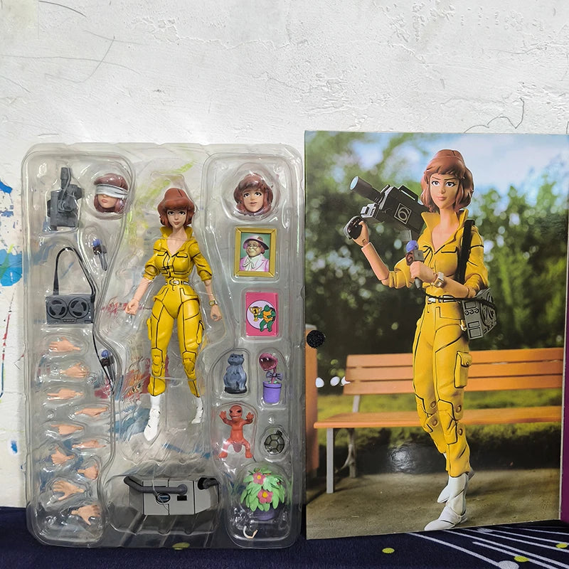 NECA Version 2.0 Yellow Clothes Female Reporter Action Figurine GK Statue Collection Model Toys Christmas Gift