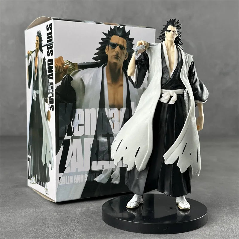 Bleach Action Figure Toys Zaraki Kenpachi Figuras 18.5cm Collection Model Doll Ornaments PVC Anime Peripheral Gift for Children