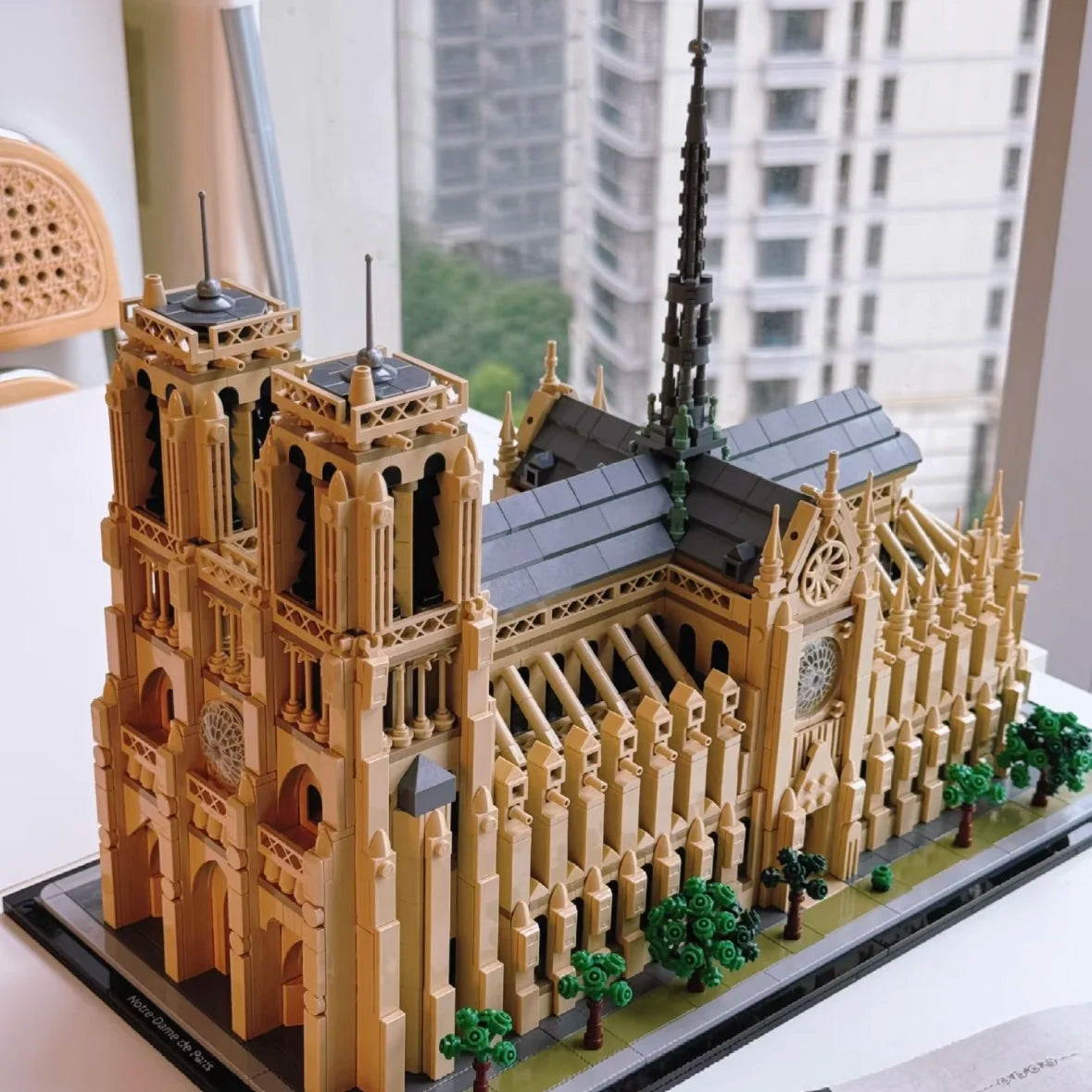 In Stock 4383PCS New Building Blocks Notre Dame Cathedral Model Kit Bricks Toys For Children Christmas Birthday Gift Home Decor