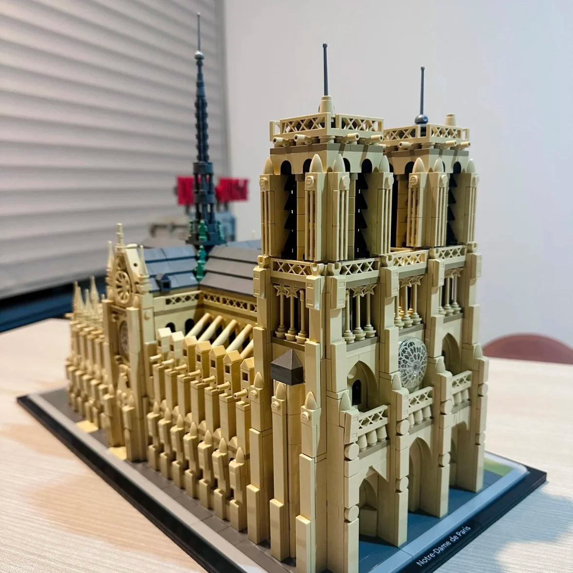In Stock 4383PCS New Building Blocks Notre Dame Cathedral Model Kit Bricks Toys For Children Christmas Birthday Gift Home Decor