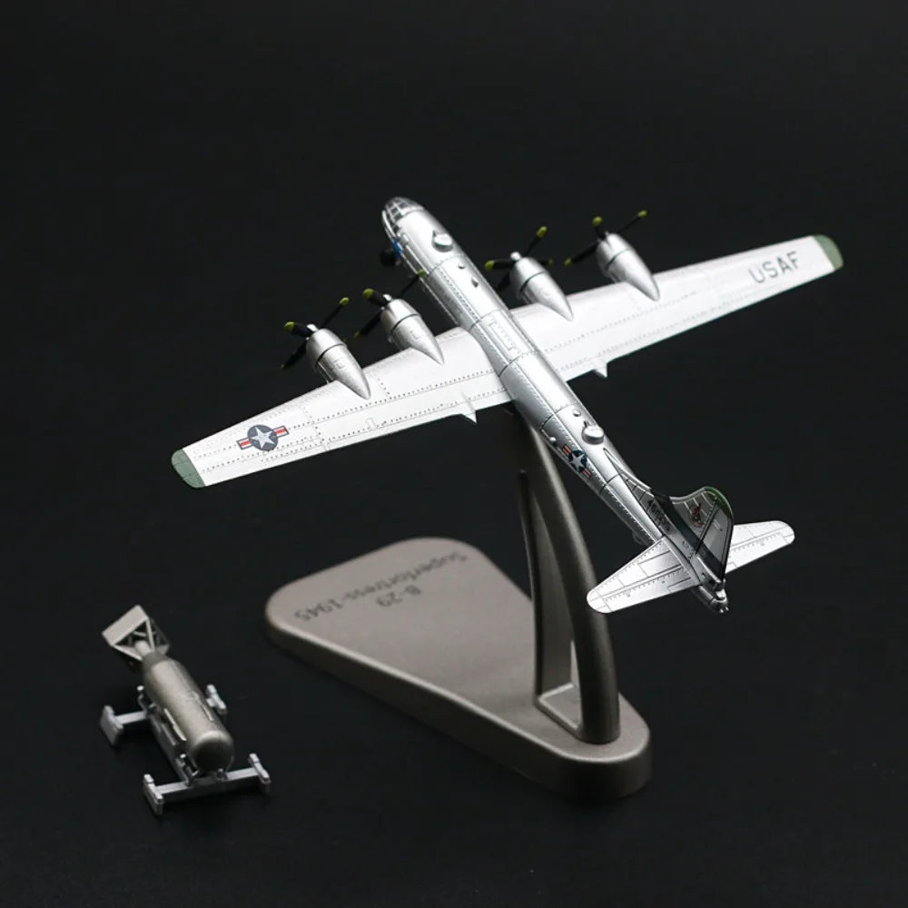Model B-29 bomber aircraft model, Alloy B-25 Mitchell bomber aircraft model, decorative items, collection gifts