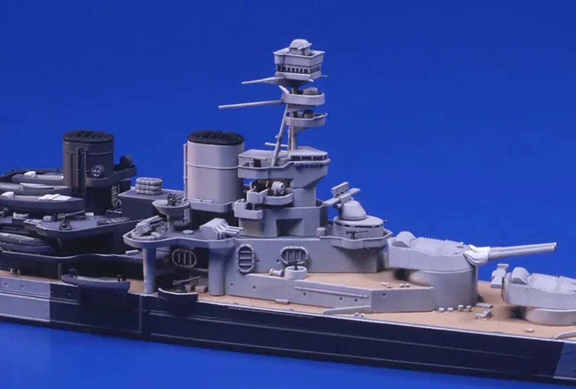 Tamiya 31617 Assembly Model 1/700 Scale British Battleship Cruiser Repulse Plastic Model Kit for Model Hobby Collection DIY