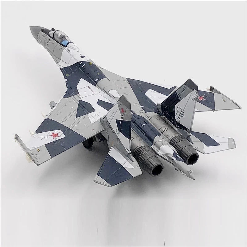 JASON TUTU 1/100 Scale Diecast Alloy Model Russian Air Force Fighter Su-35 Military Missile Bombe Collect gifts