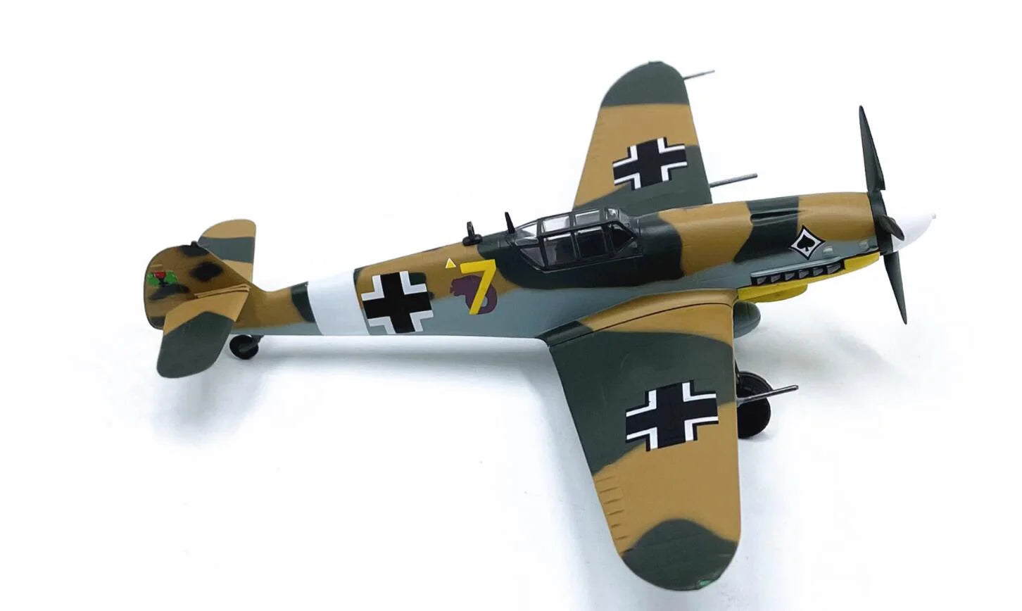 1: 72 WWII German BF109G-2 fighter model 37252  Finished product collection model