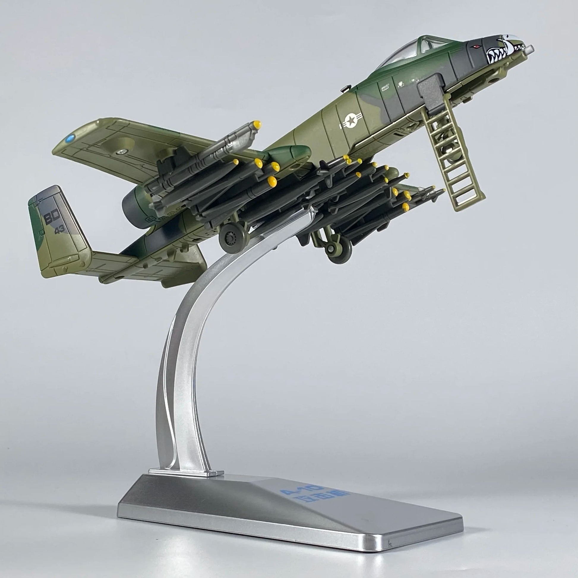 1/72 Thunderbolt II A-10 Warthog Hog Alloy Die Casting Fighting Plane Model New Fighter Model Children's Toy Birthday Gifts Boys