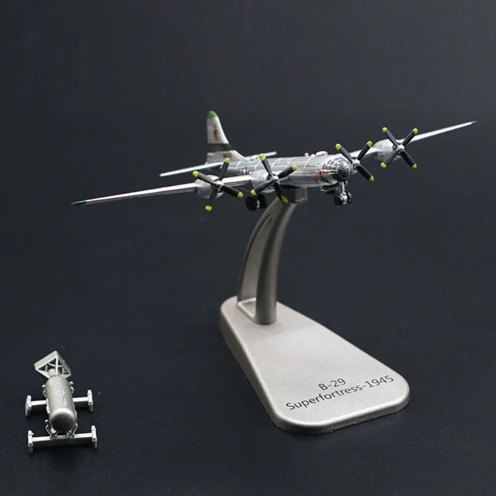 Model B-29 bomber aircraft model, Alloy B-25 Mitchell bomber aircraft model, decorative items, collection gifts