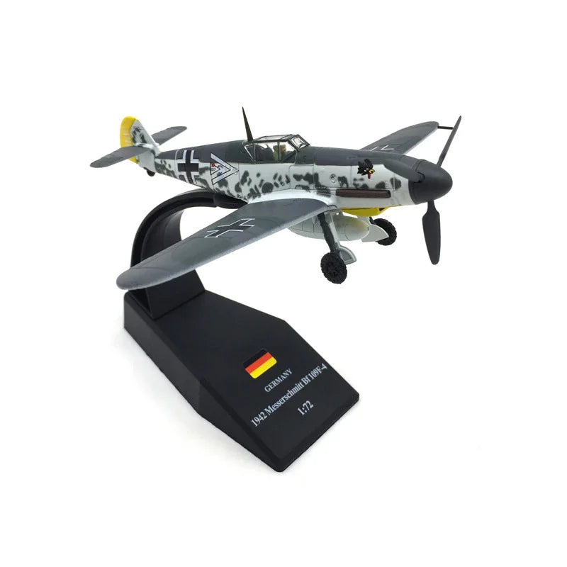 JASON TUTU 1/72 Scale Diecast Alloy Model German Fighter War Thunder BF109 Military Missile Bomber BF-109 Collect gifts