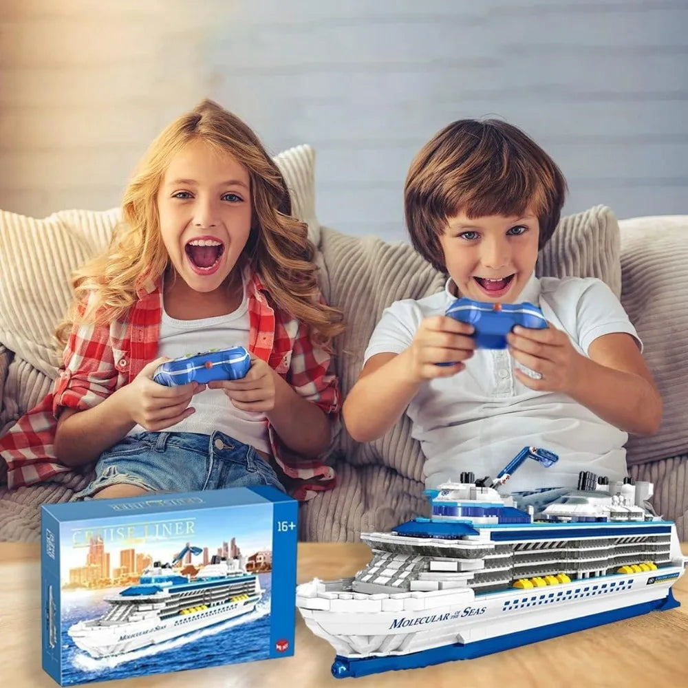2428PCS Creative City Sea Cruise Liner Building Blocks Model Big Ocean Ship Bricks MOC Toys Children Gifts for Kids Adults