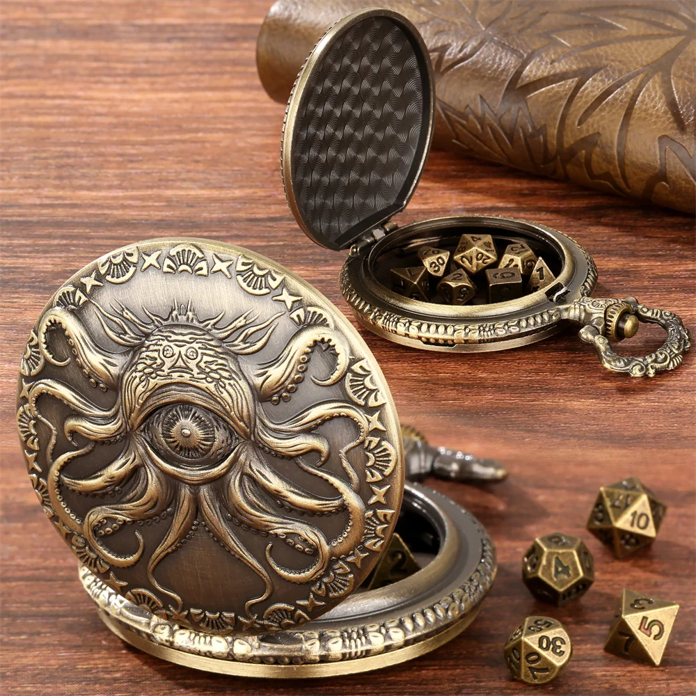 Novel Retro Pocket Watch Case with 7pcs/Set Mini Metal Dices Pendant Pocket Chain Entertainment Antique Style Gift for Men Novel Retro Pocket Watch Case with 7pcs/Set Mini Metal Dices Pendant Pocket Chain Entertainment Antique Style Gift for Men