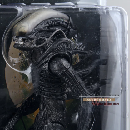 NECA Classic 1979 Alien PVC Action Figure Collectible Toy 7'' 18cm - Image 4